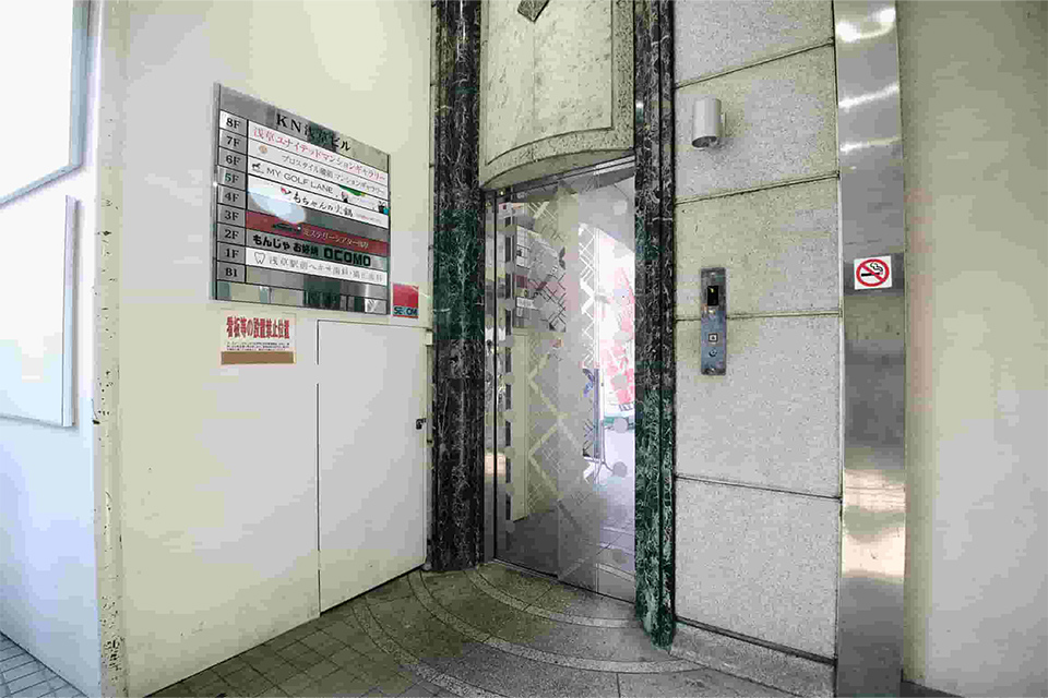 浅草駅から徒歩6分！