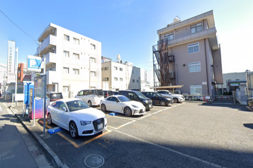提携駐車場あり(小手指店会員様、無料体験時専用)
