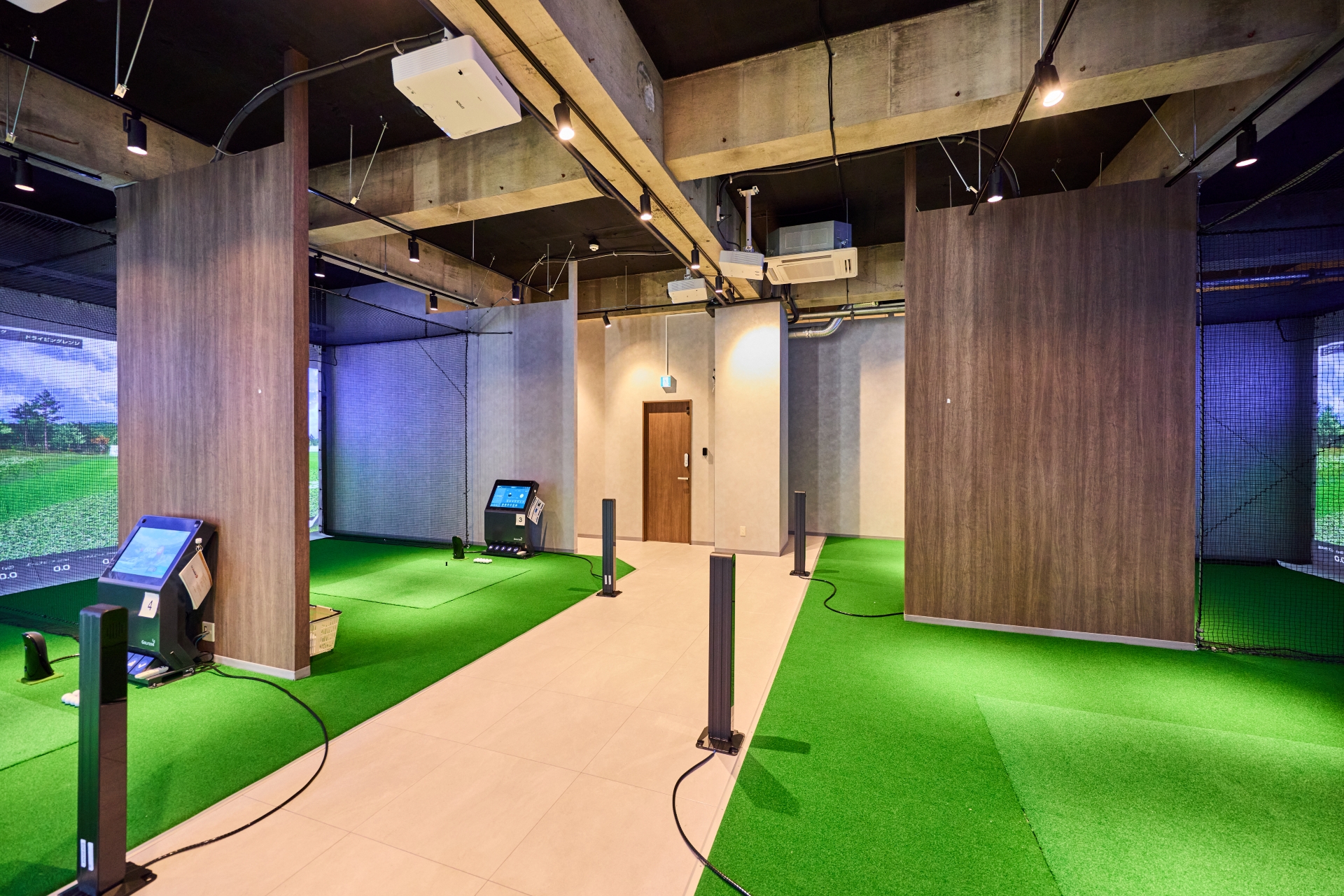 マイゴル草加（獨協大学前駅）店