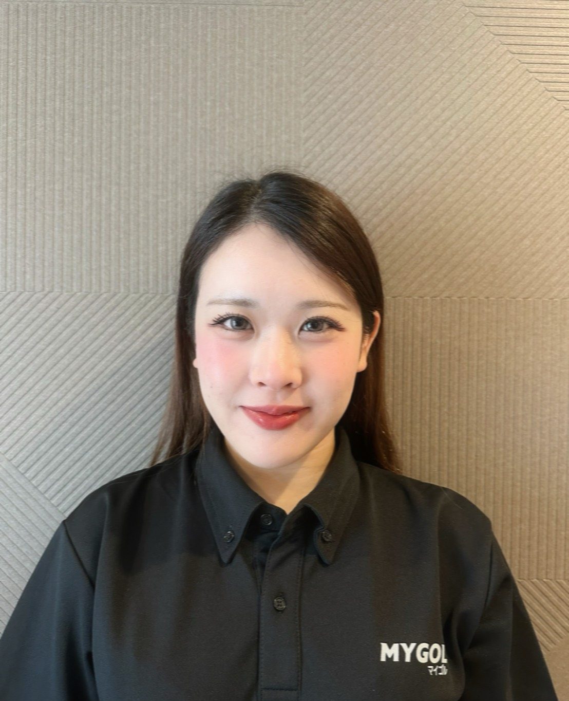 小林愛奈コーチ