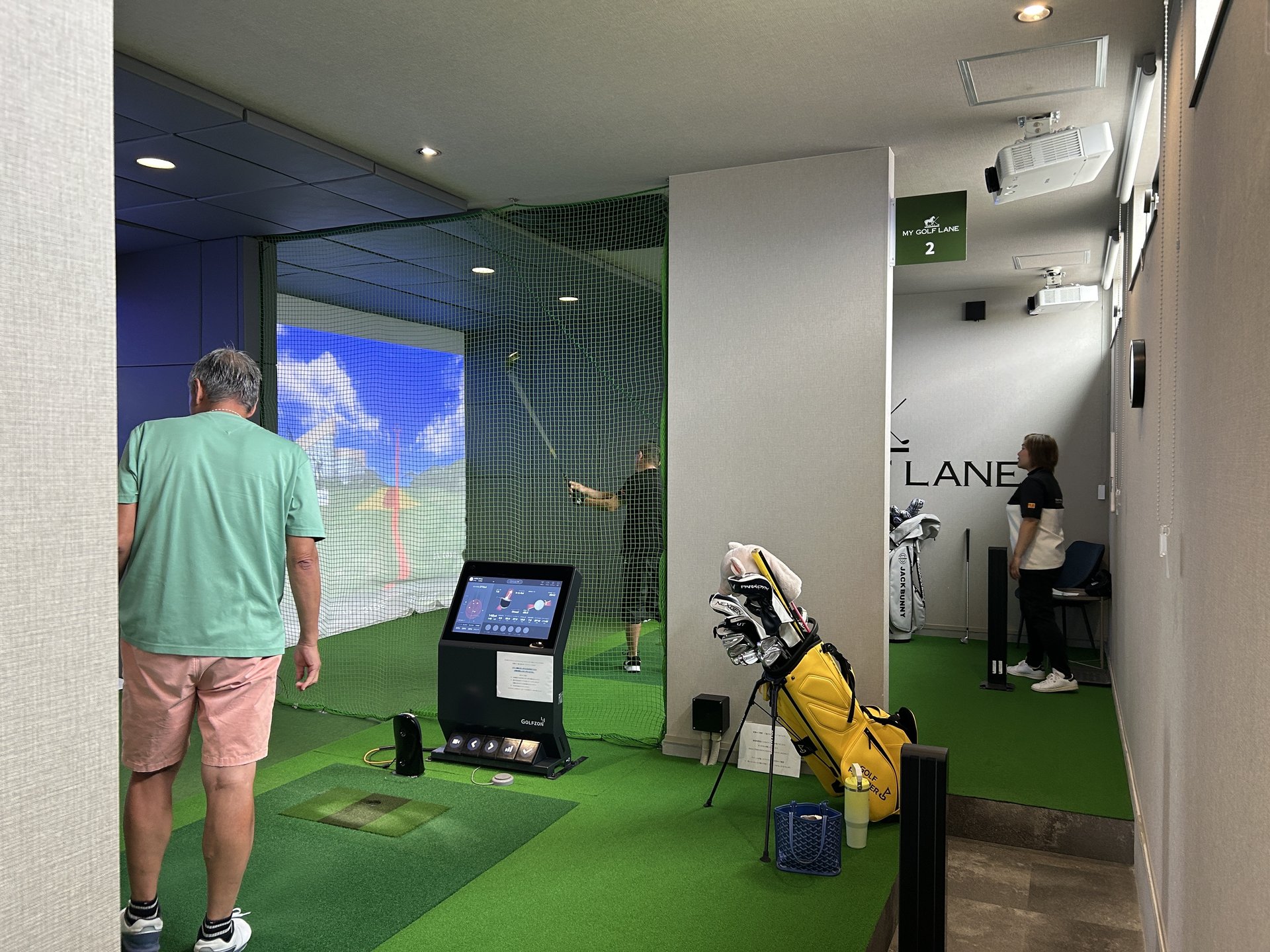 みよし店の打席で行われたレッスンイベントの様子